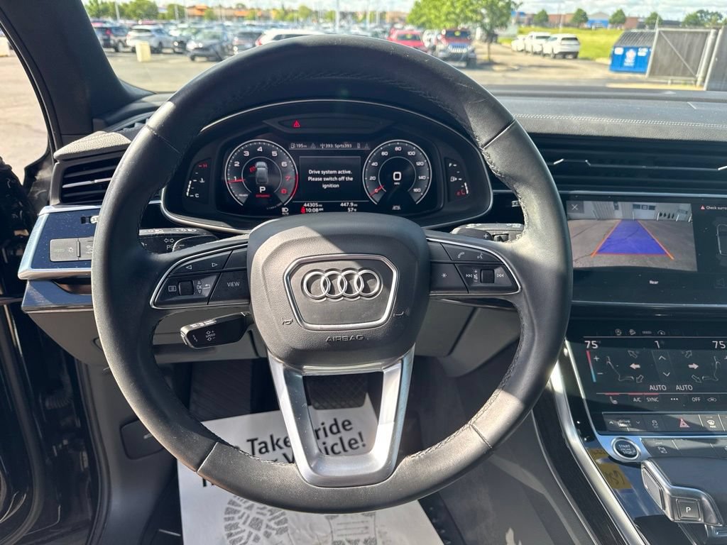 Used 2023 Audi Q7 2.0T Premium w/ Towing Package AWD/4WD image 15