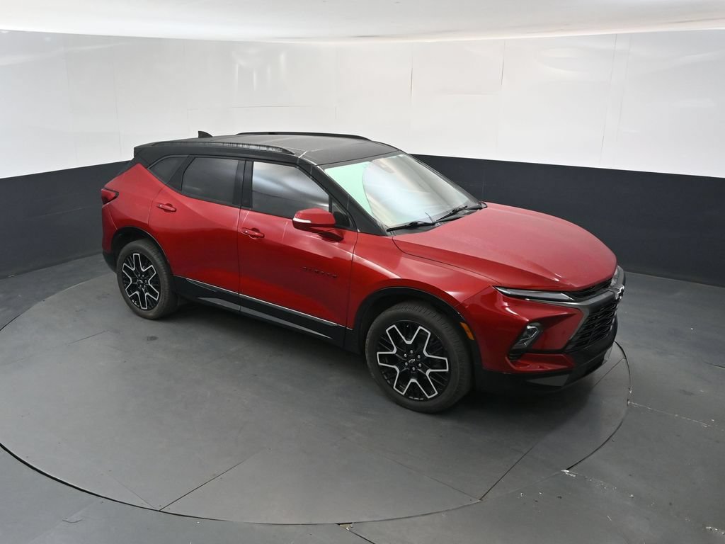 Used 2024 Chevrolet Blazer RS w/ Enhanced Convenience Package AWD/4WD image 33