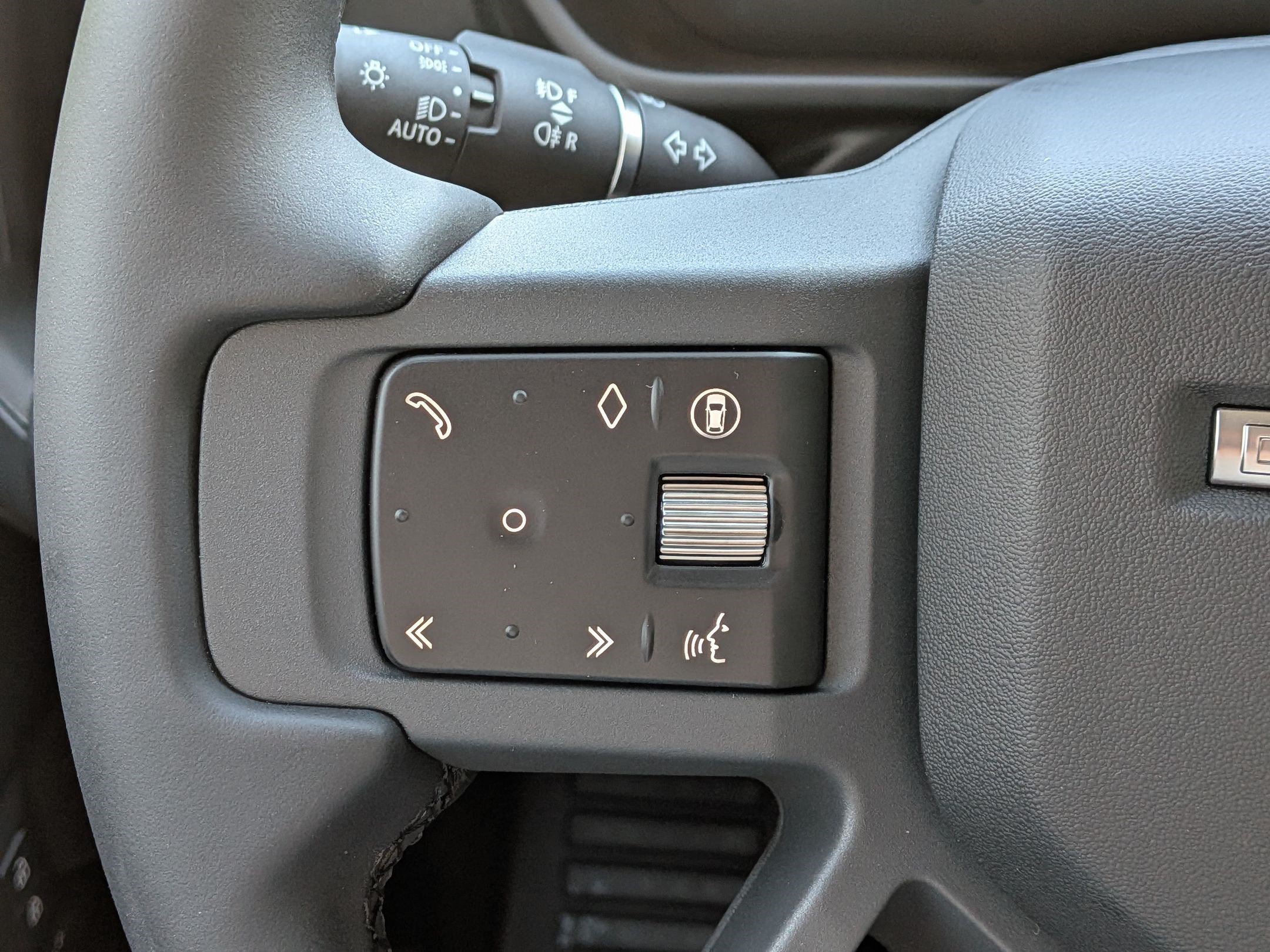 New 2026 Land Rover Defender 110 S AWD/4WD image 17