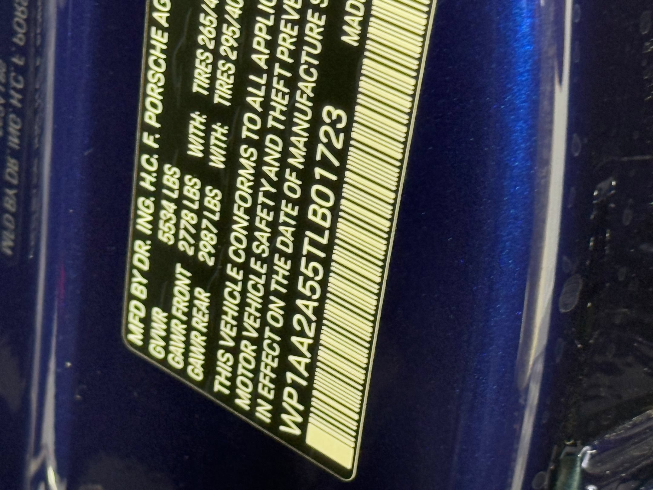 Certified 2026 Porsche Macan AWD/4WD image 25