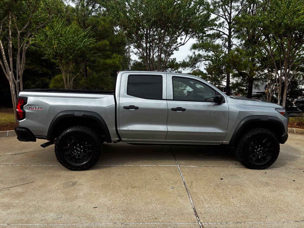 Certified 2024 Chevrolet Colorado Trail Boss w/ Advanced Trailering Package AWD/4WD image 11