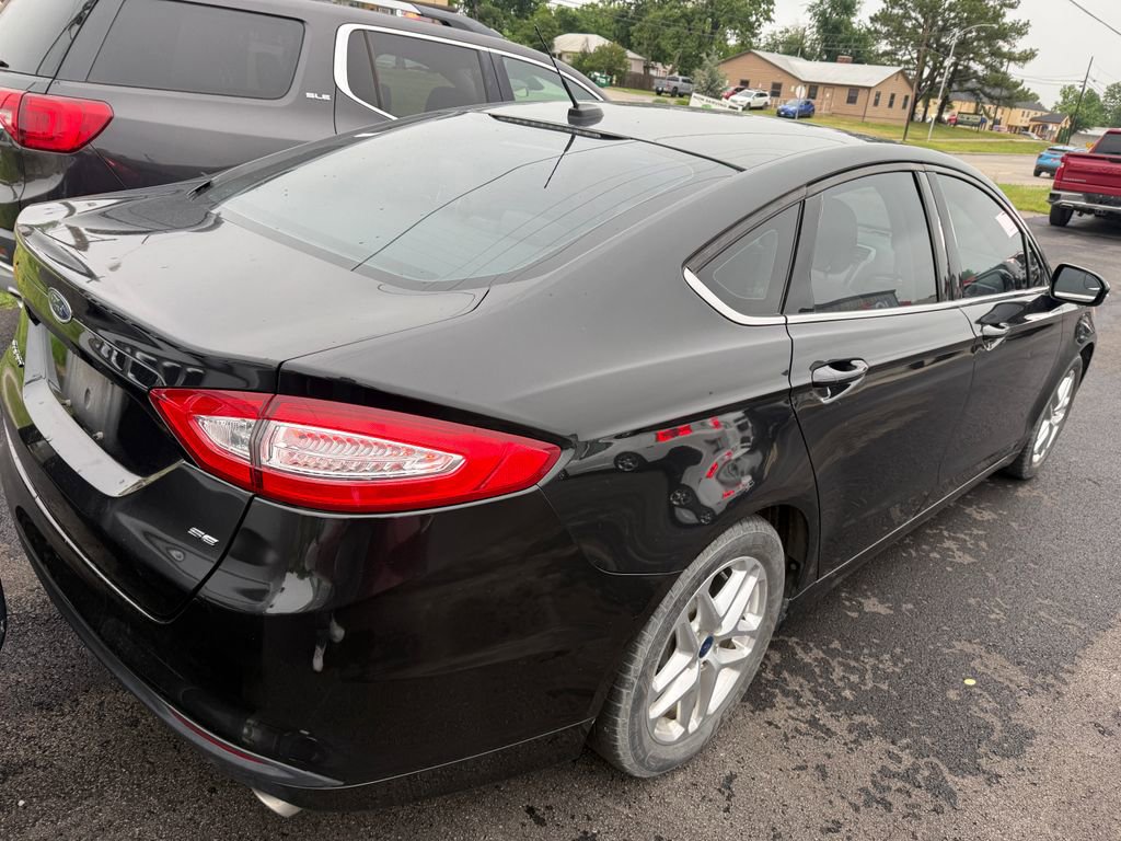 Used 2013 Ford Fusion SE FWD image 7