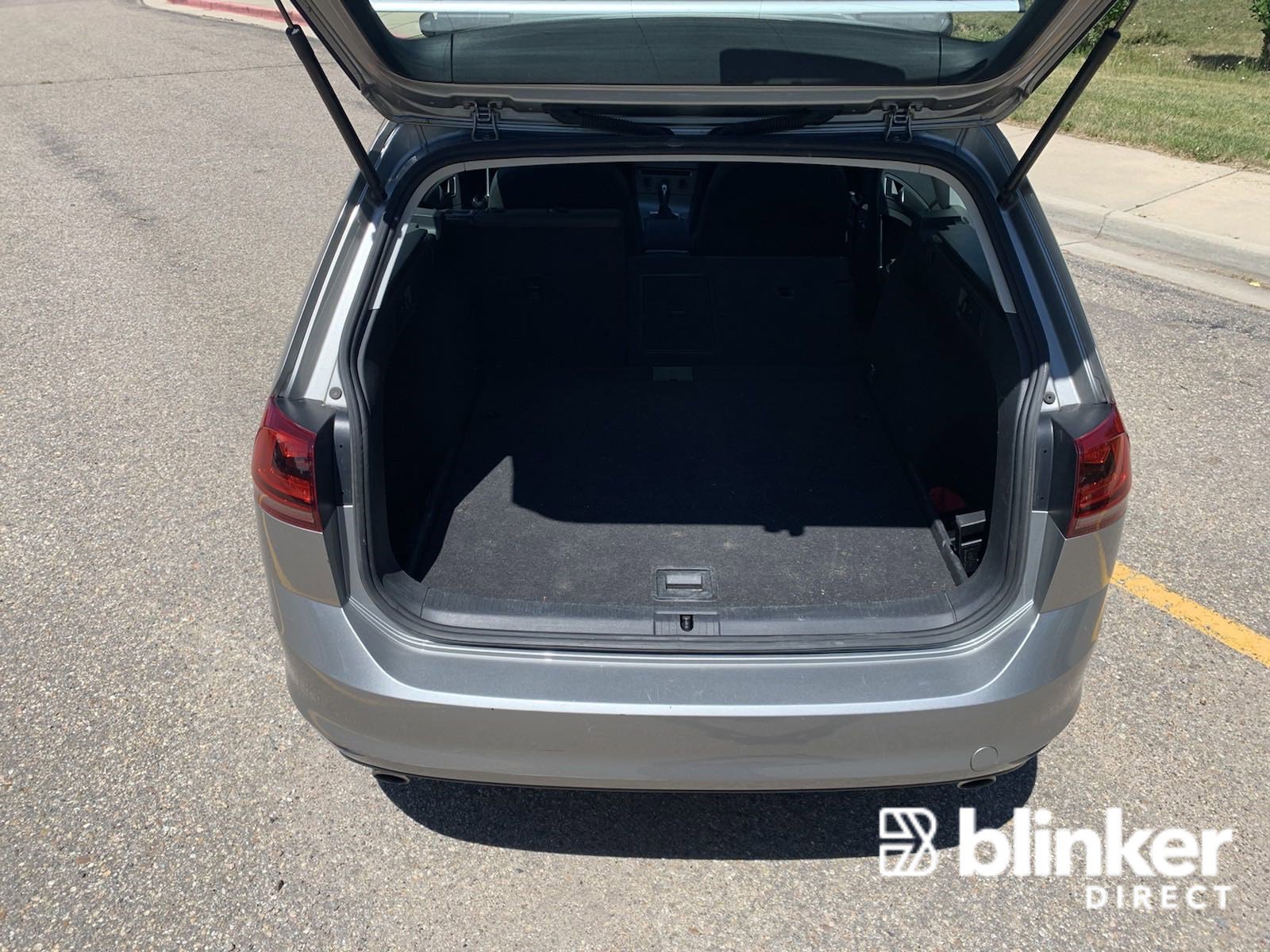 Used 2017 Volkswagen Golf S image 14