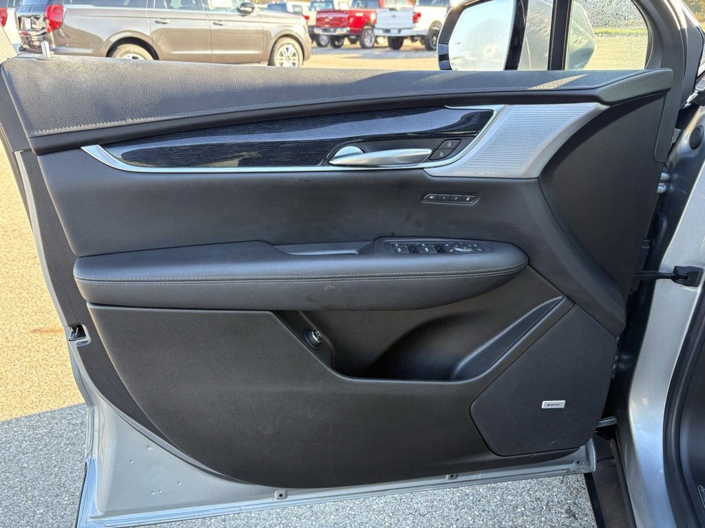 Used 2025 Cadillac XT5 Premium Luxury image 41