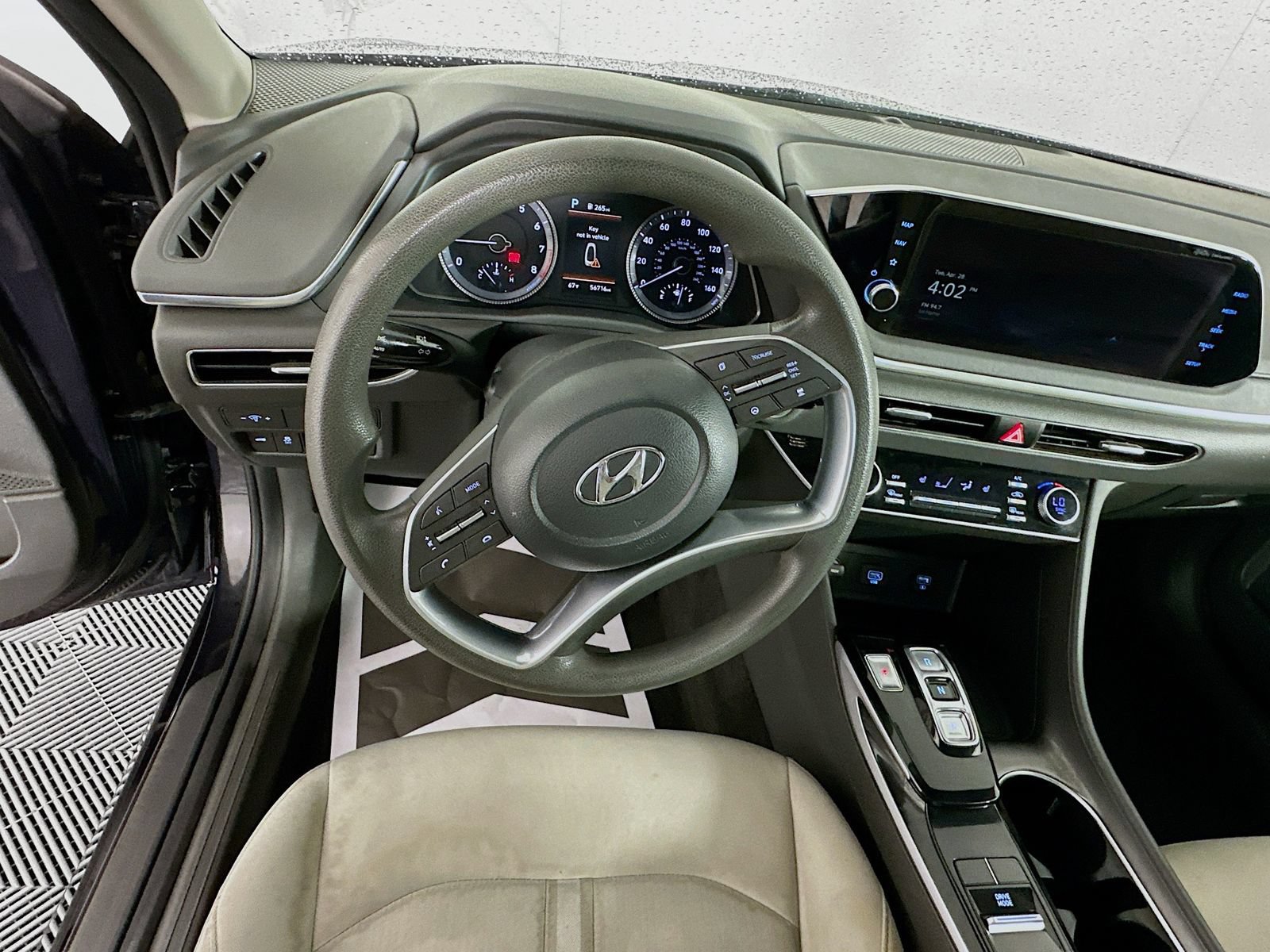 Used 2023 Hyundai Sonata SEL FWD image 11