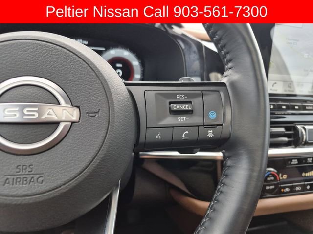 Used 2024 Nissan Pathfinder Platinum image 34