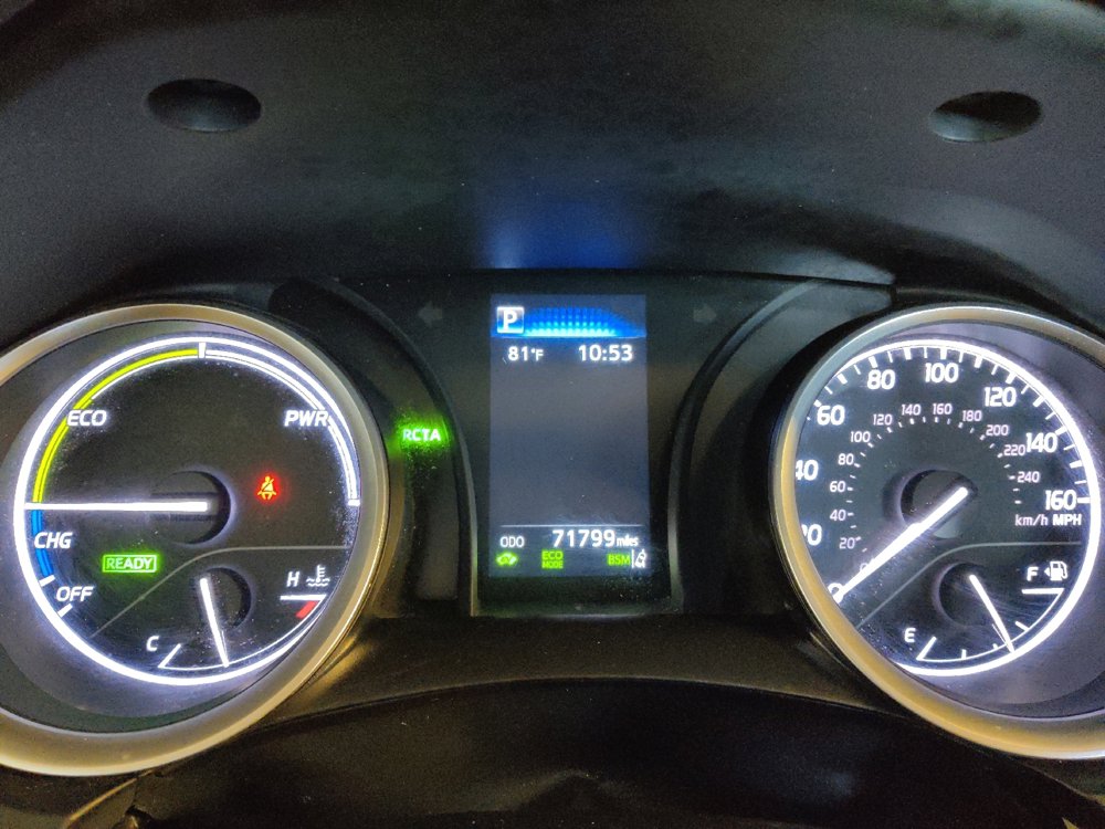 Used 2021 Toyota Camry LE image 23
