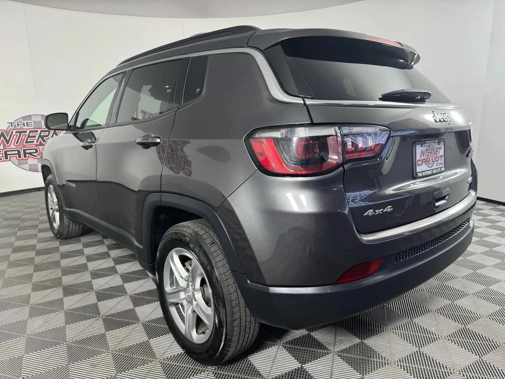 Used 2024 Jeep Compass Latitude AWD/4WD image 26