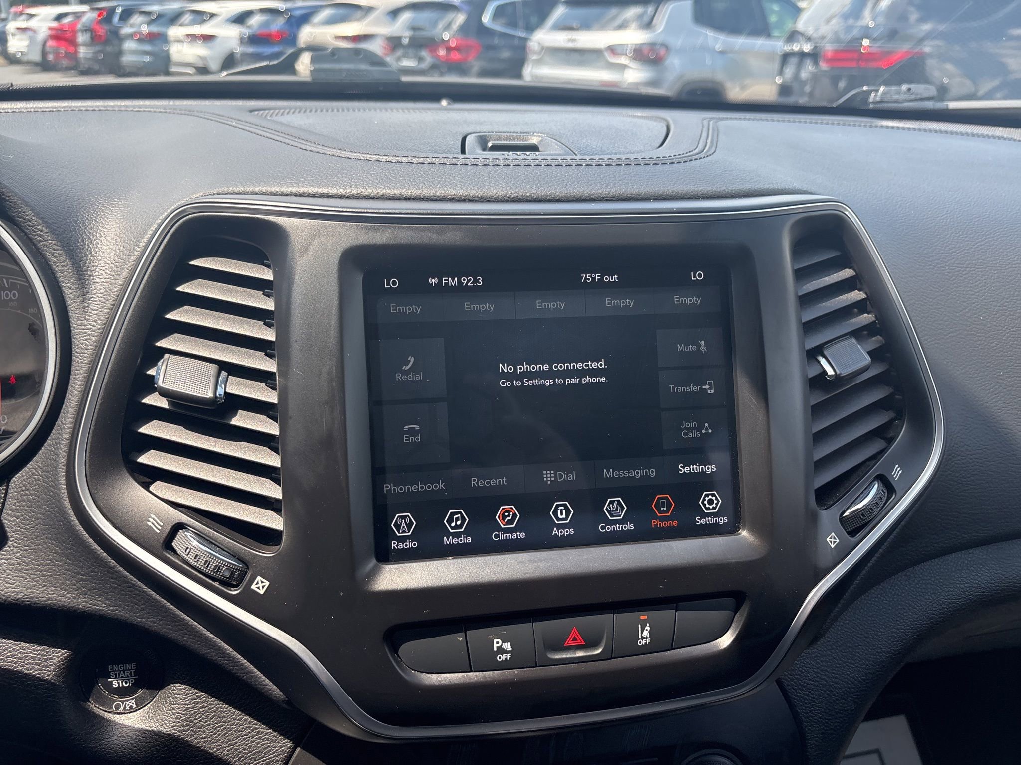 Used 2021 Jeep Cherokee Latitude Lux w/ Comfort/Convenience Group image 27