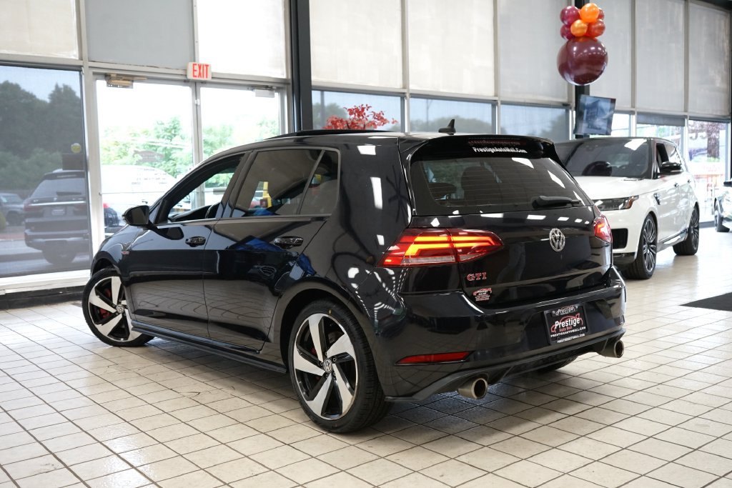 Used 2019 Volkswagen GTI SE FWD image 5