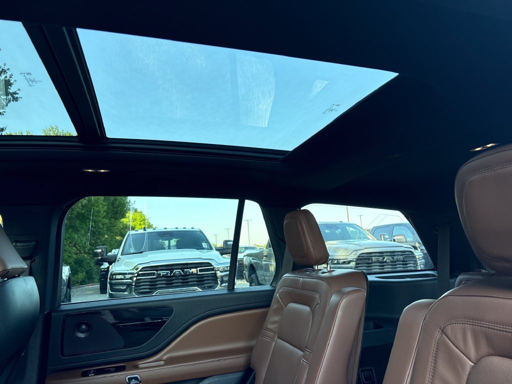 Certified 2023 Lincoln Aviator Grand Touring w/ Equipment Group 301A AWD/4WD image 48