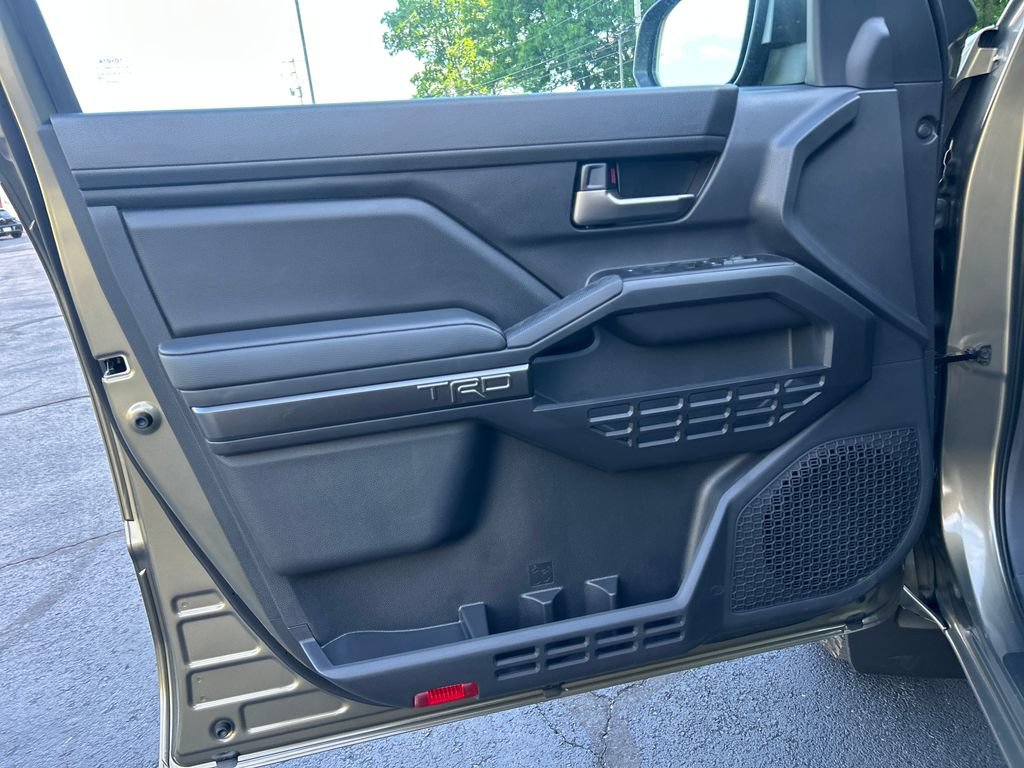 New 2026 Toyota Tacoma TRD Off-Road AWD/4WD image 18