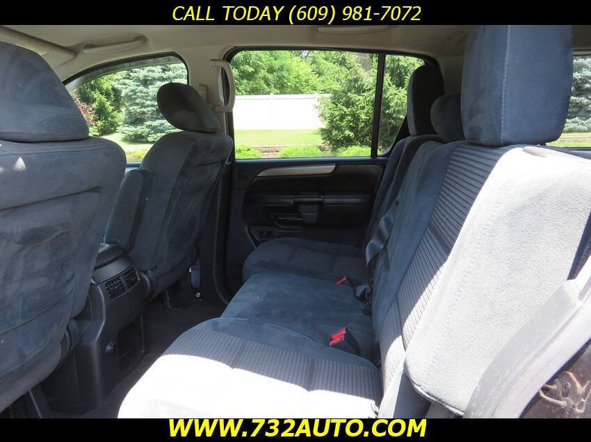 Used 2014 Nissan Armada SV AWD/4WD image 9