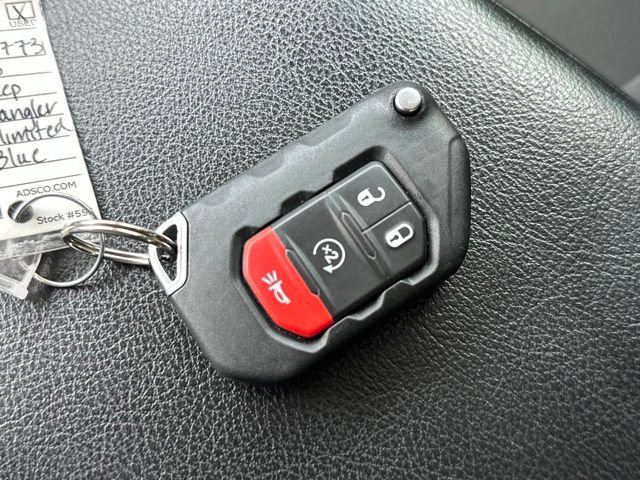 Used 2023 Jeep Wrangler Unlimited w/ Cold Weather Group AWD/4WD image 2