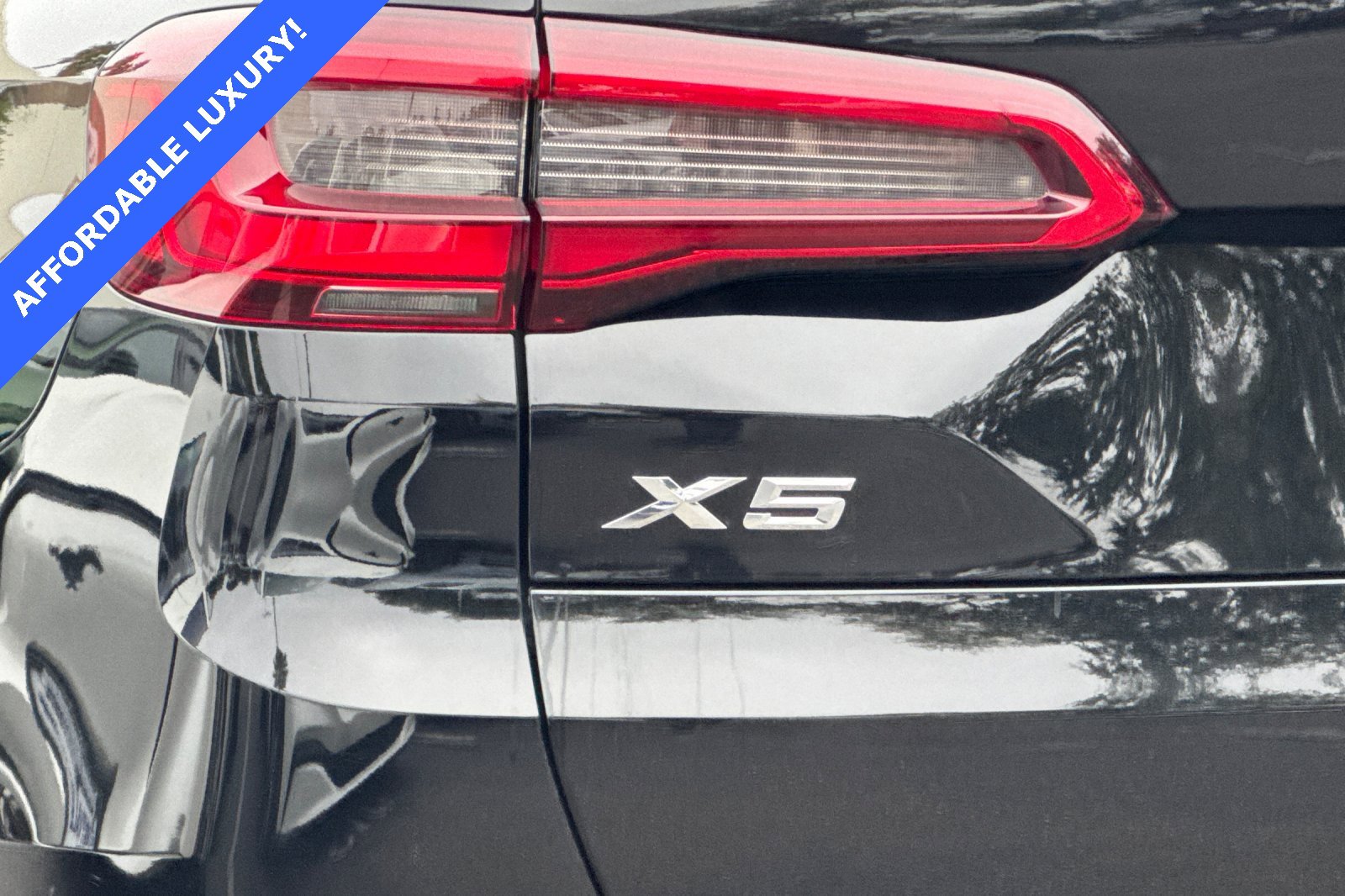 Used 2020 BMW X5 xDrive40i w/ Parking Assistance Package image 28