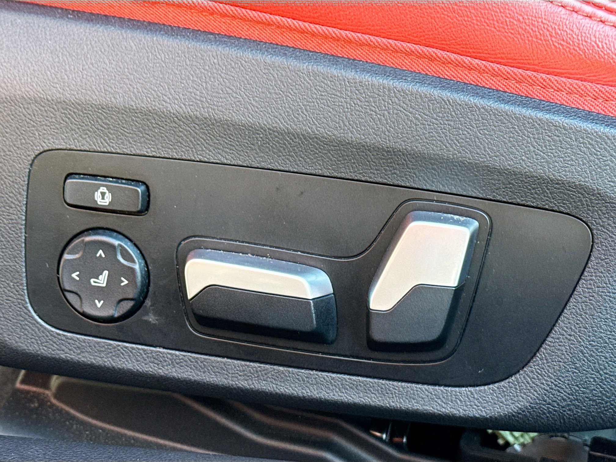 Used 2023 BMW M4 Competition w/ M Carbon Exterior Package image 24