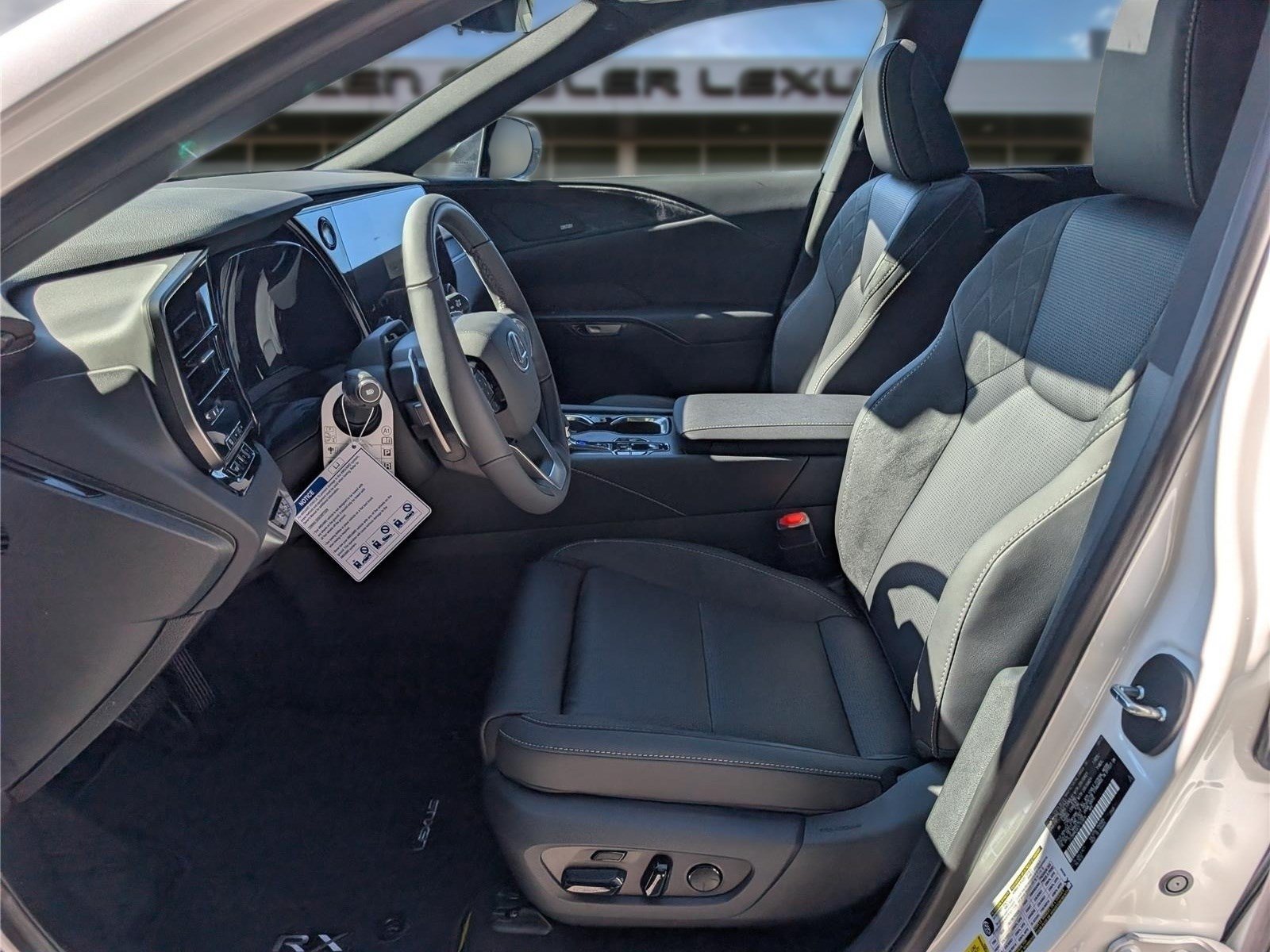 New 2026 Lexus RX 350 w/ Convenience Package AWD/4WD image 13