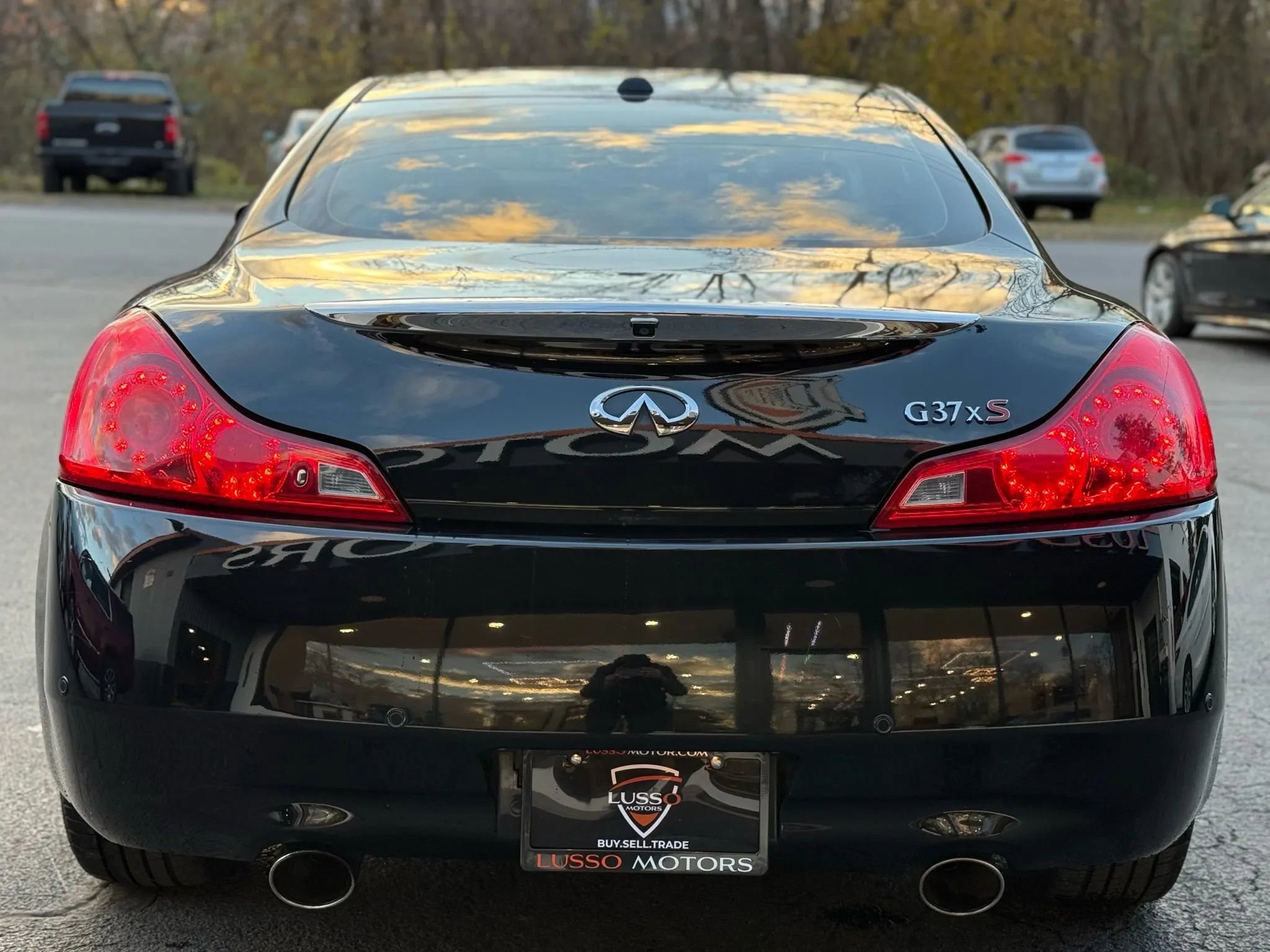 Used 2012 INFINITI G37 x Coupe w/ Premium Pkg image 4