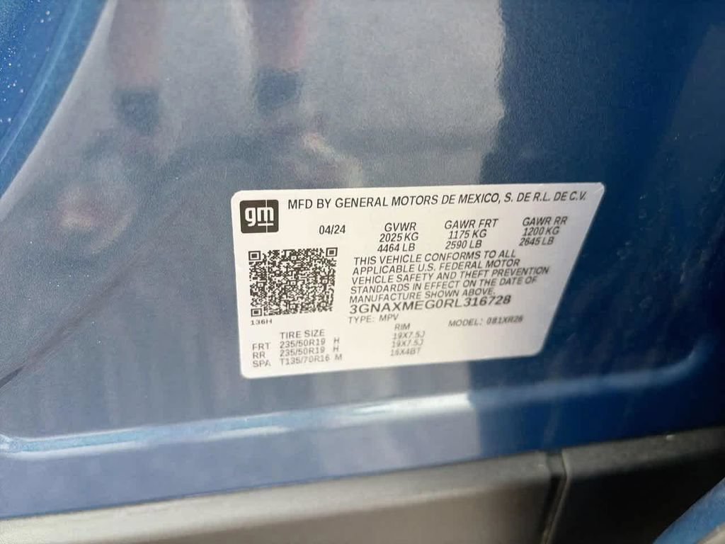 Used 2024 Chevrolet Equinox RS FWD image 28
