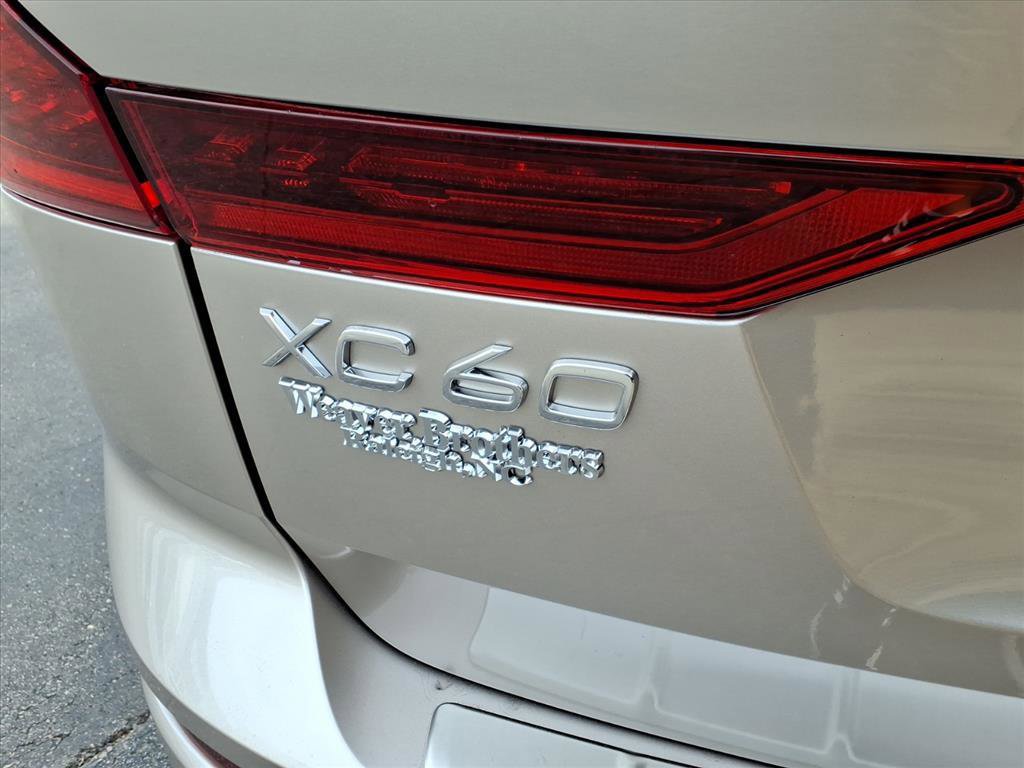 New 2026 Volvo XC60 B5 Plus w/ Protection Package Premier image 5