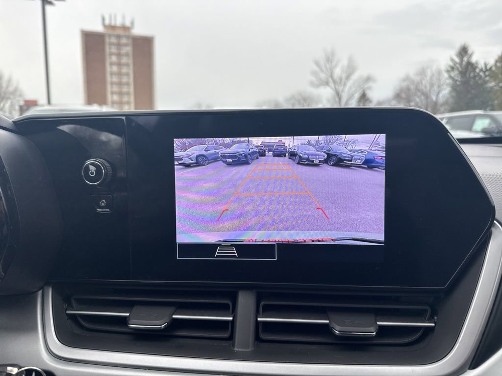 Used 2024 Chevrolet Trax RS w/ Driver Confidence Package image 21