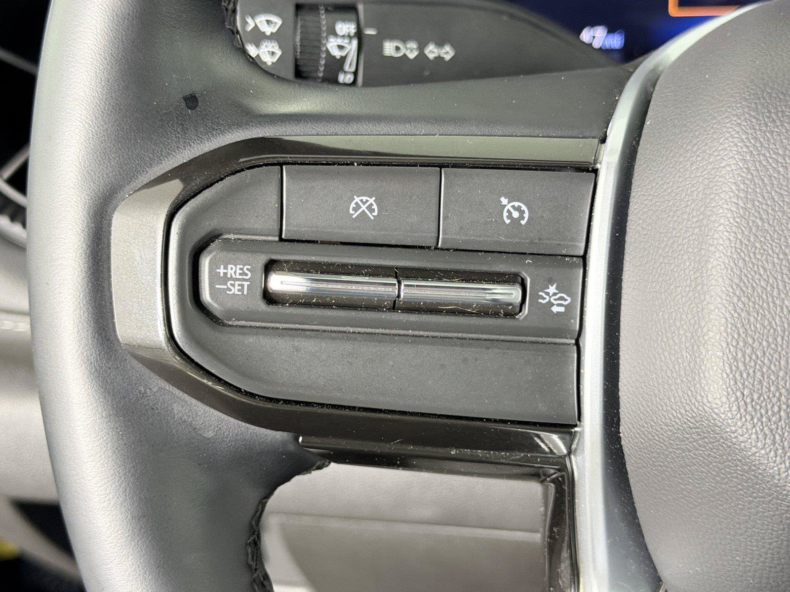 Certified 2024 Chevrolet Colorado LT w/ LT Convenience Package III RWD image 23