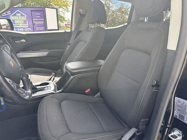Used 2022 Chevrolet Colorado LT AWD/4WD image 37