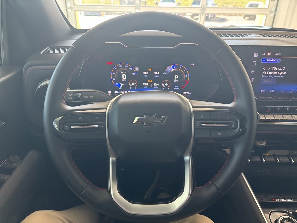 Used 2024 Chevrolet Colorado Z71 w/ Z71 Convenience Package 2 AWD/4WD image 9