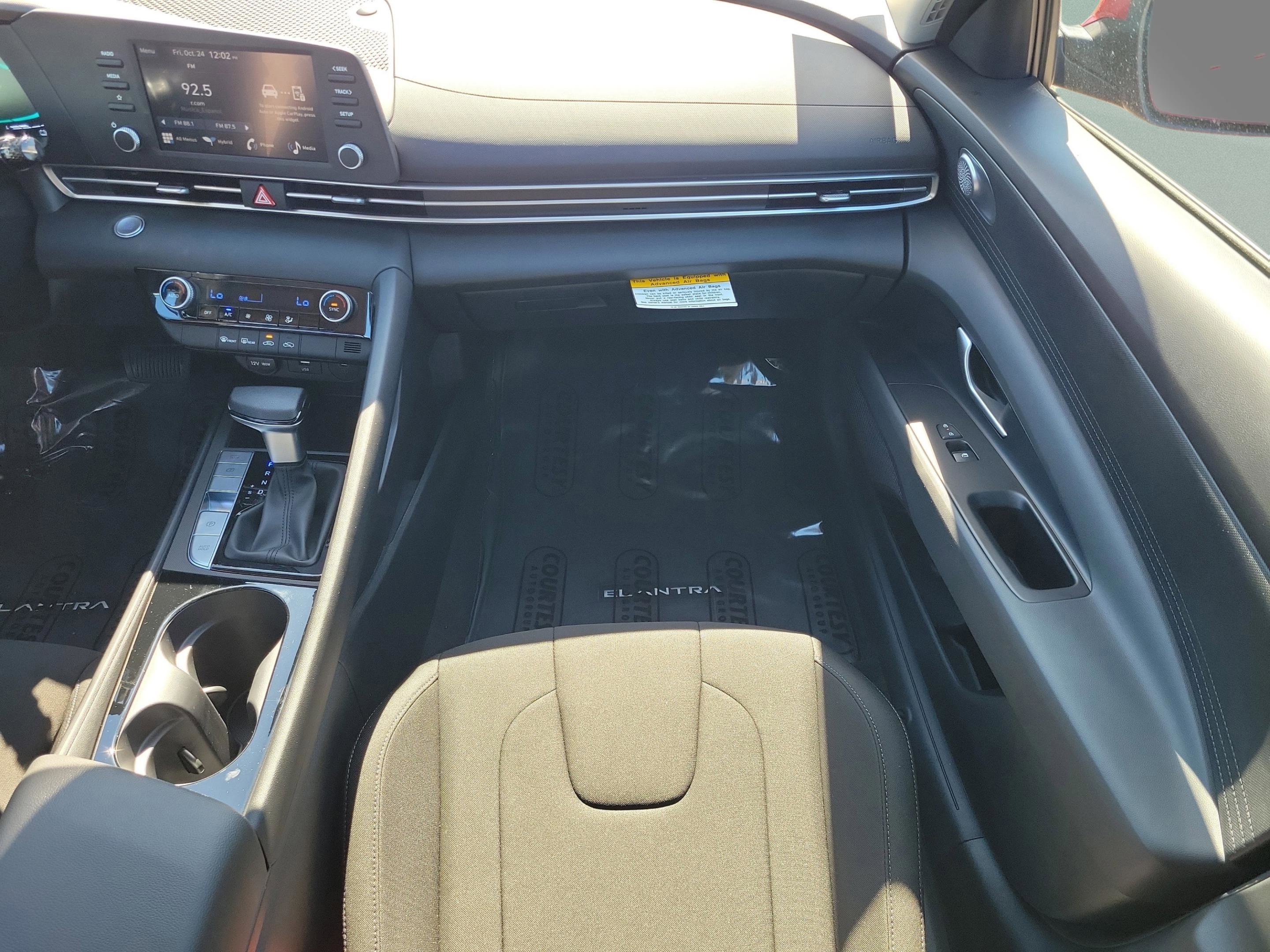 New 2026 Hyundai Elantra Blue image 16