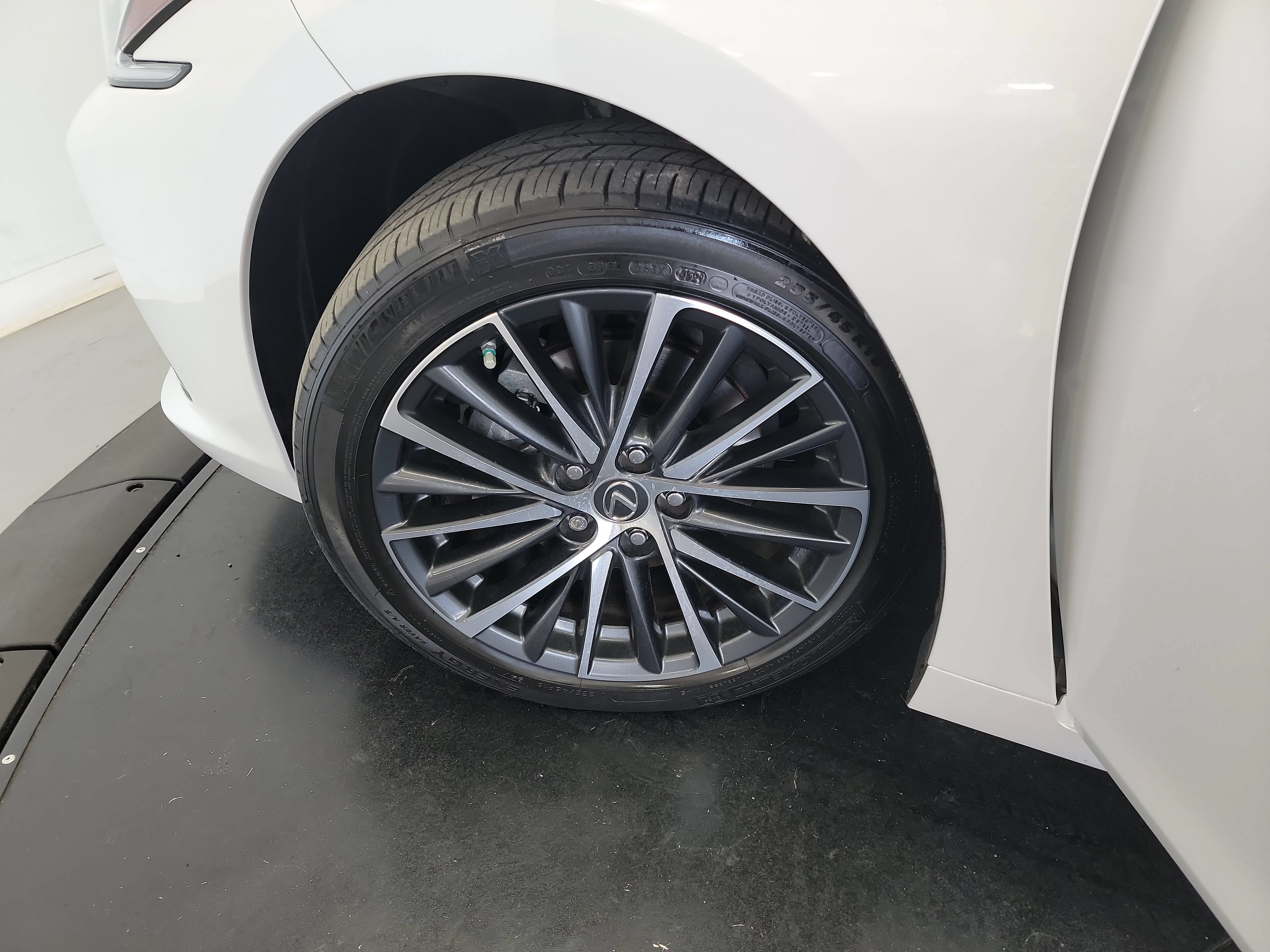 Used 2022 Lexus ES 300h w/ Premium Package FWD image 30