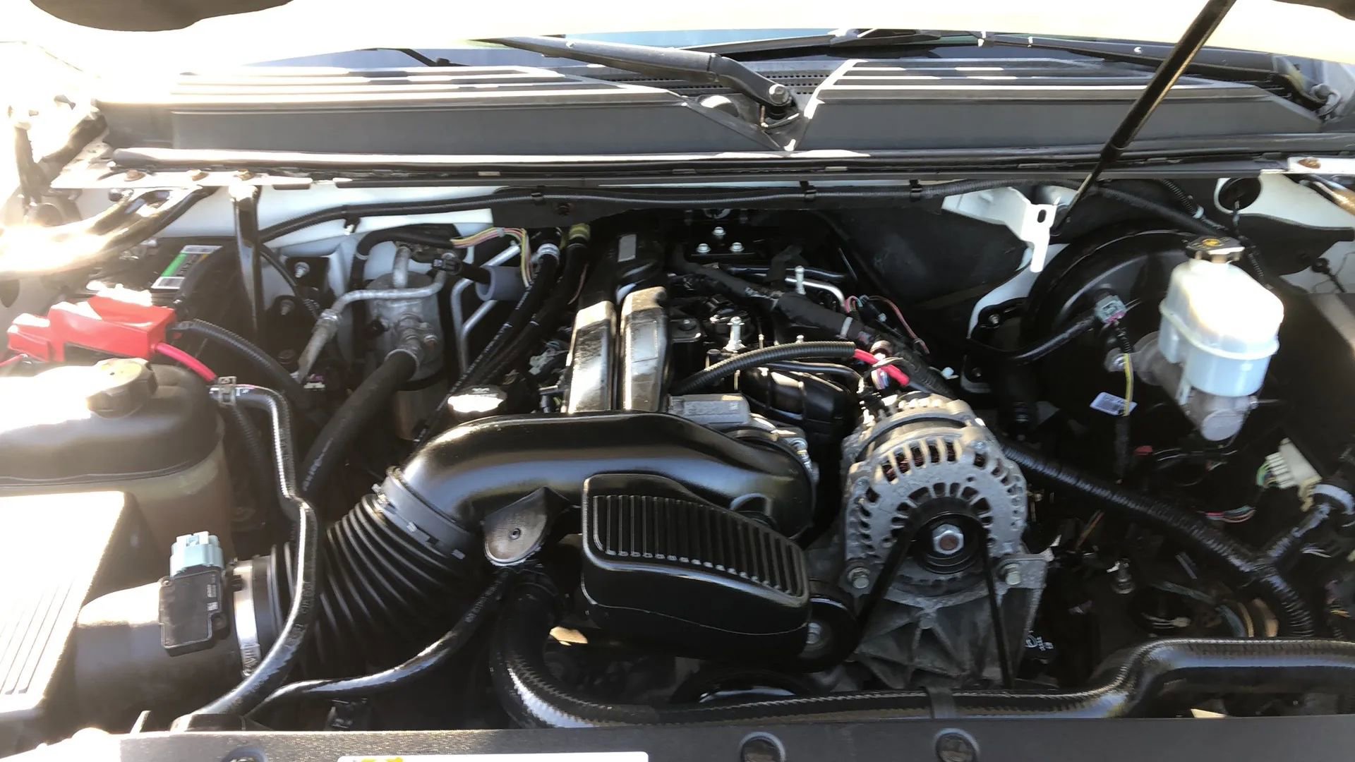 Used 2012 Cadillac Escalade Premium image 35