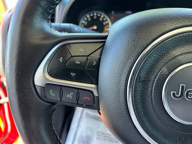 Used 2020 Jeep Renegade Limited w/ UConnect 8.4 Nav Group AWD/4WD image 14