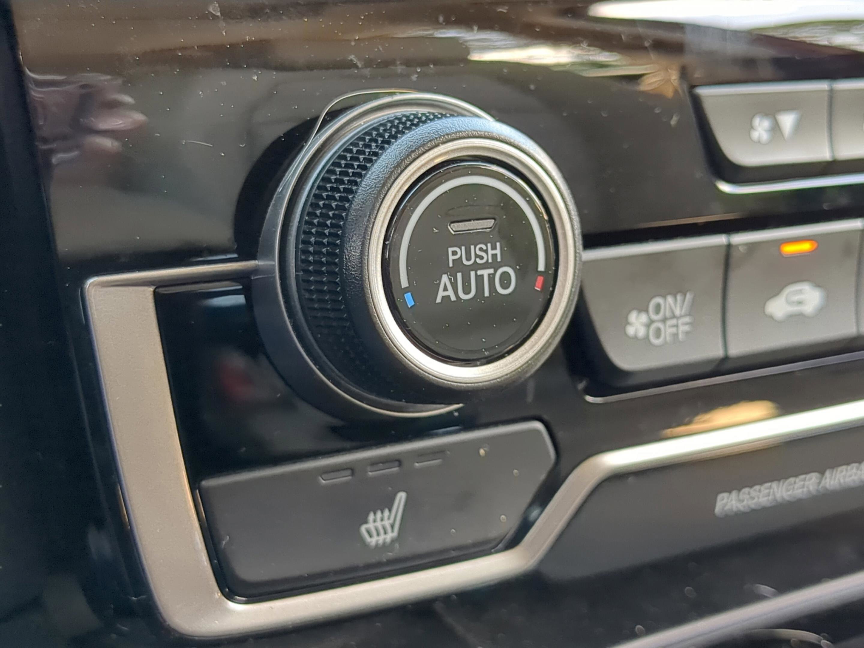 Used 2019 Honda CR-V Touring image 7