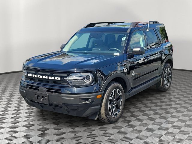 Used 2024 Ford Bronco Sport Outer Banks w/ Tech Package AWD/4WD video 3