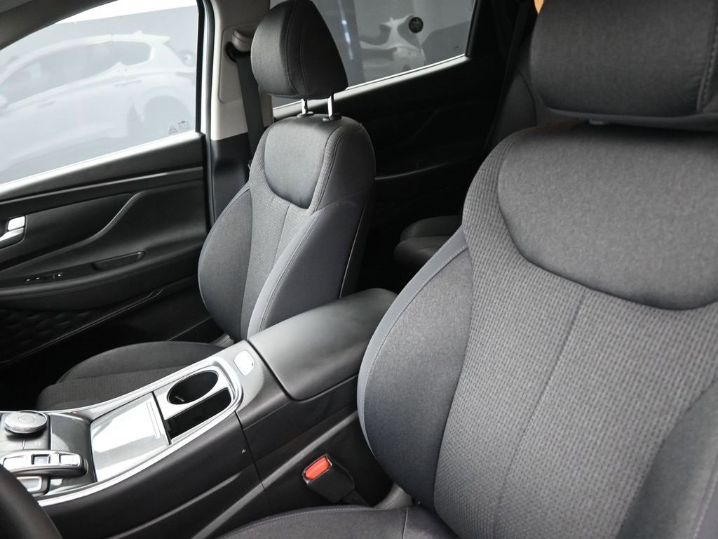 Used 2023 Hyundai Santa Fe SE image 19