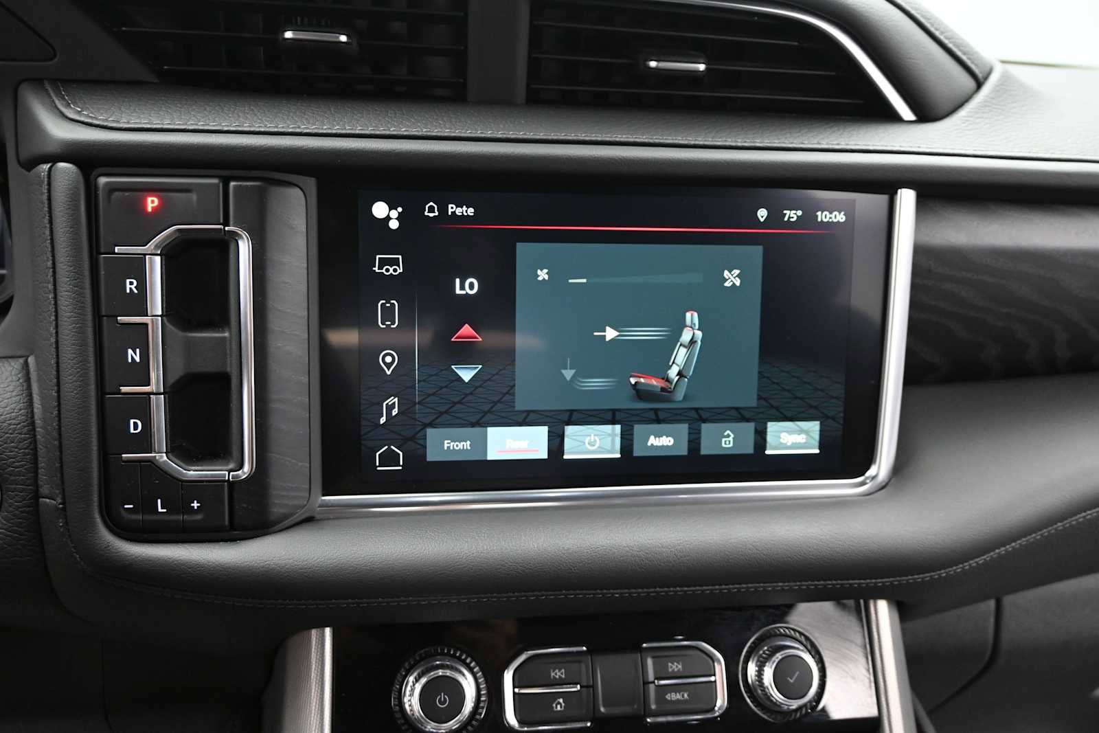 Used 2022 GMC Yukon XL Denali AWD/4WD image 19
