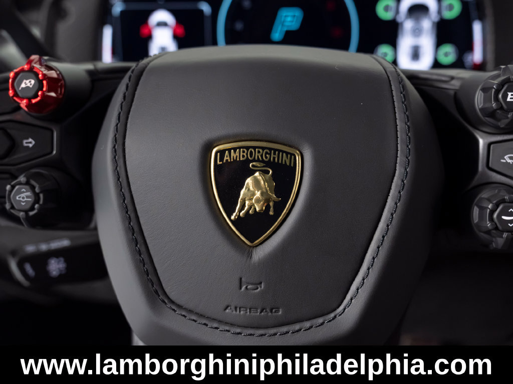 Used 2024 Lamborghini Revuelto AWD/4WD image 21