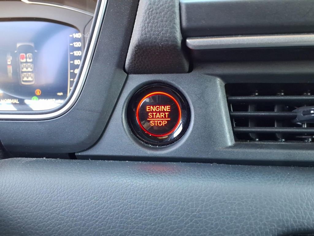 Used 2025 Honda Pilot Black Edition image 15