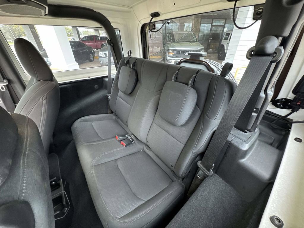 Used 2020 Jeep Wrangler Sport image 26
