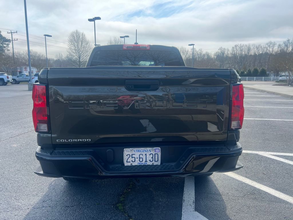 Used 2024 Chevrolet Colorado W/T image 16