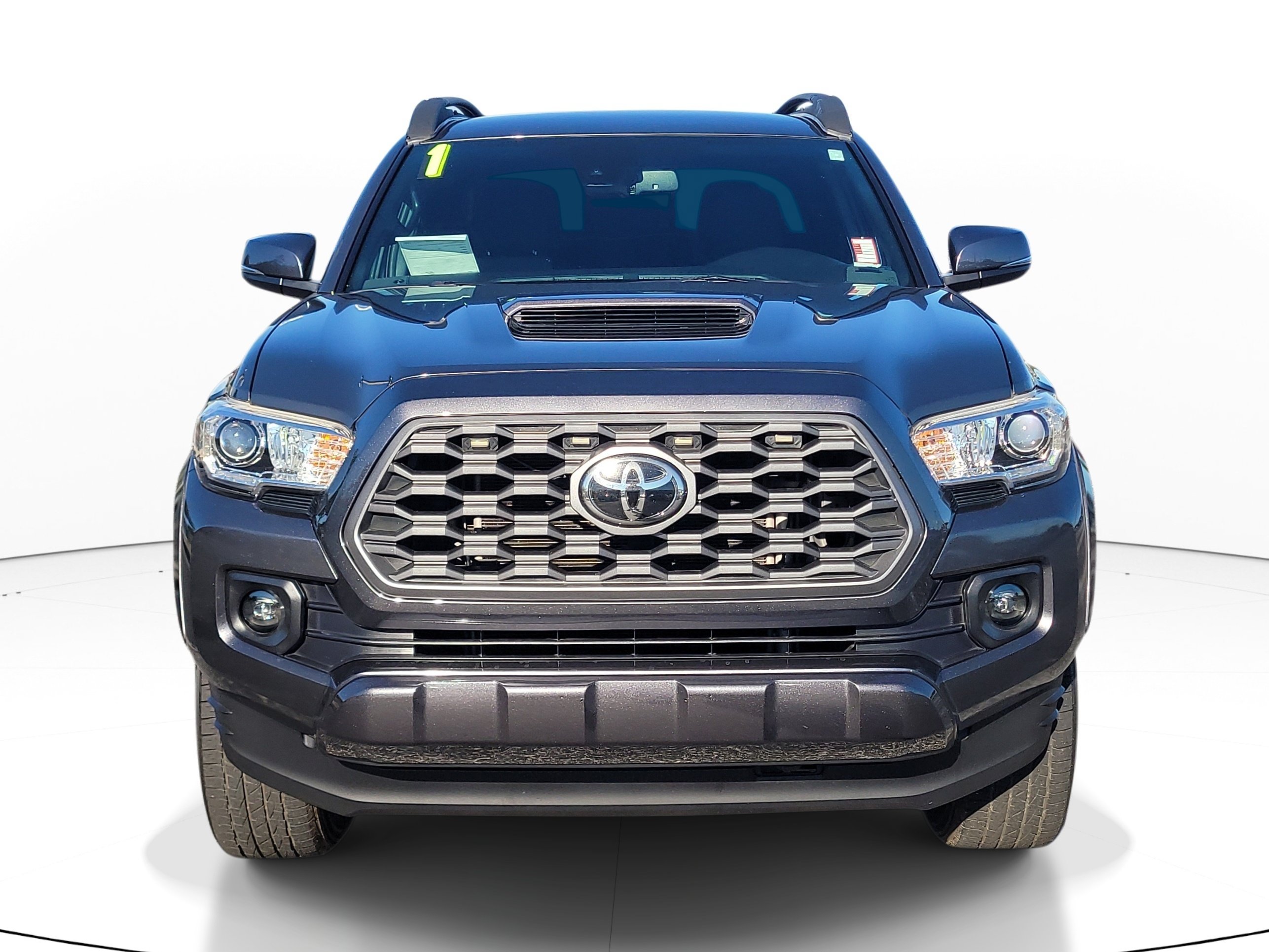Used 2021 Toyota Tacoma TRD Sport RWD image 2