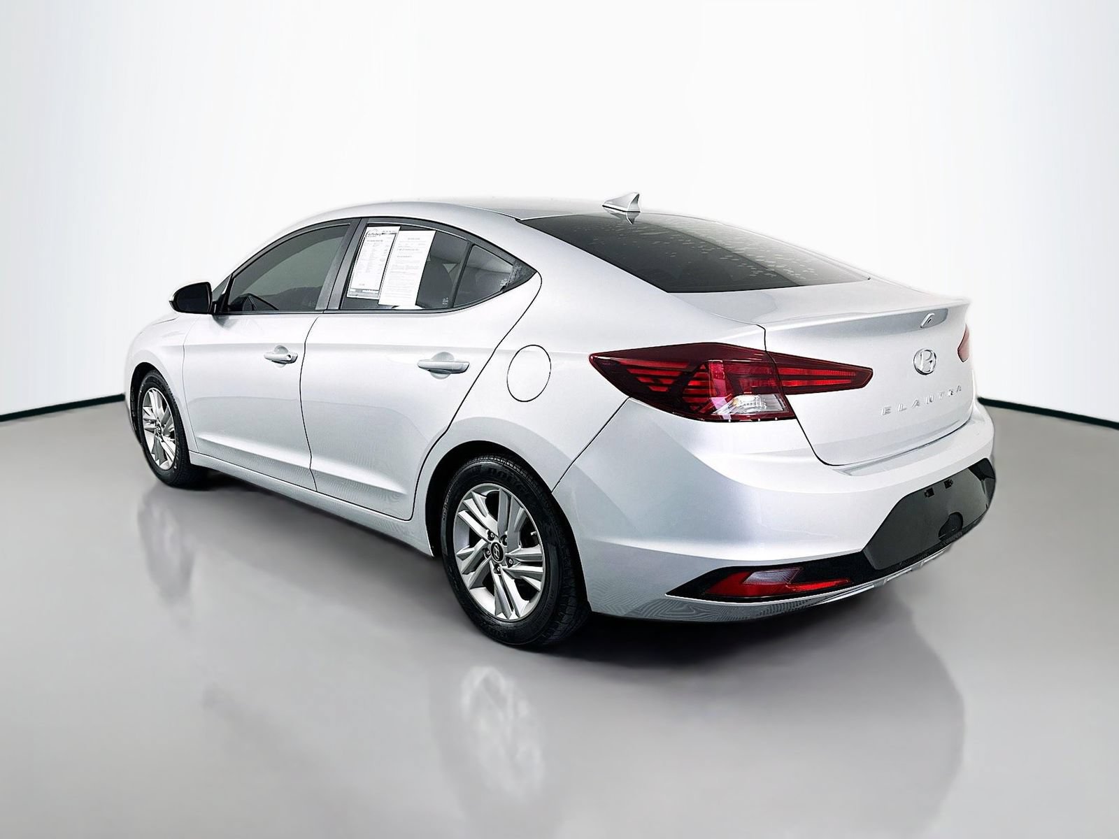 Used 2019 Hyundai Elantra SEL FWD image 5