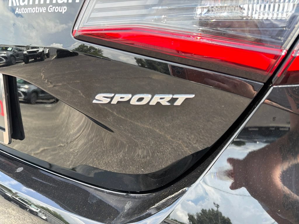 Used 2024 Honda Civic Sport image 33