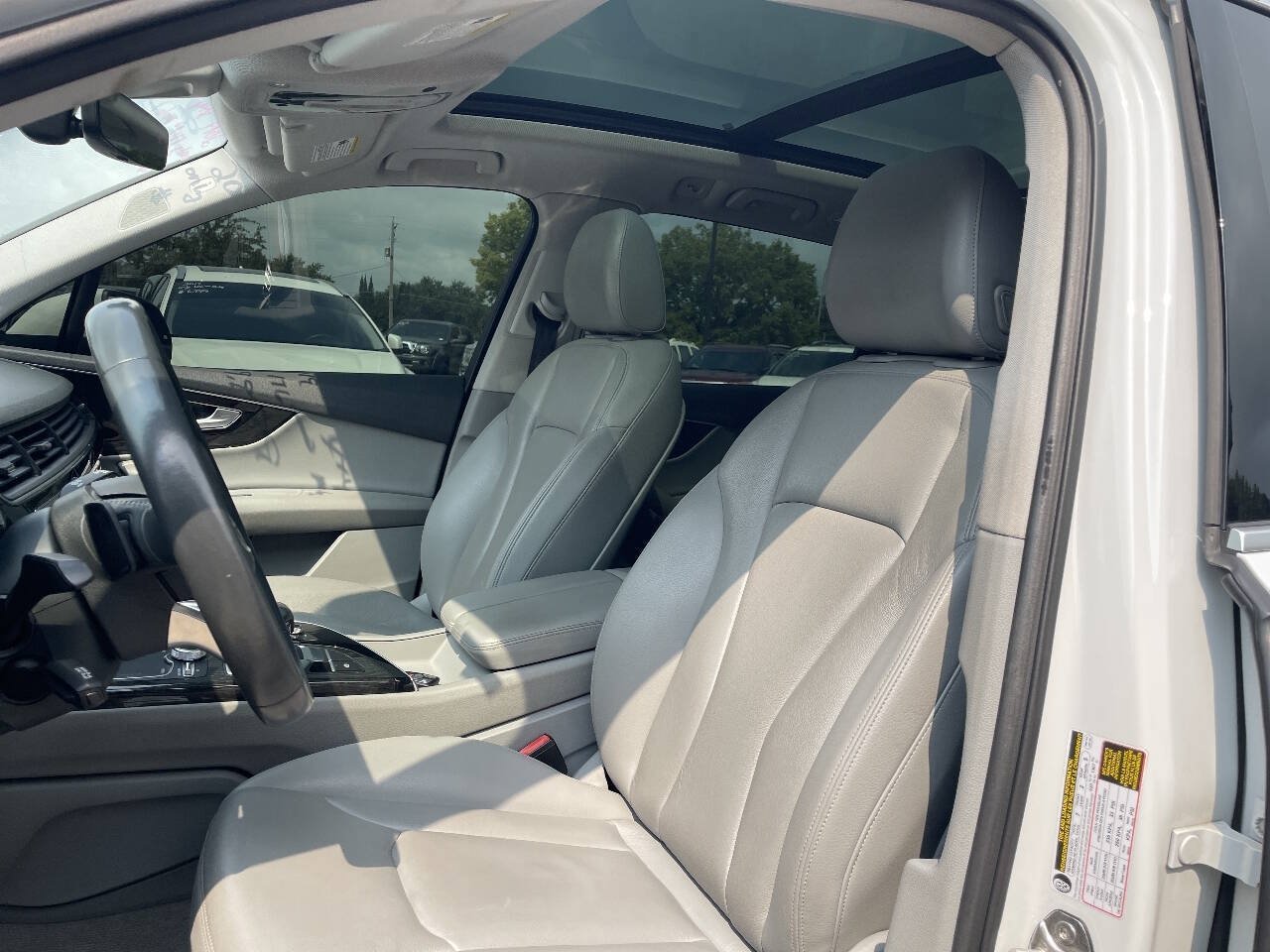 Used 2019 Audi Q7 3.0T Premium Plus AWD/4WD image 21