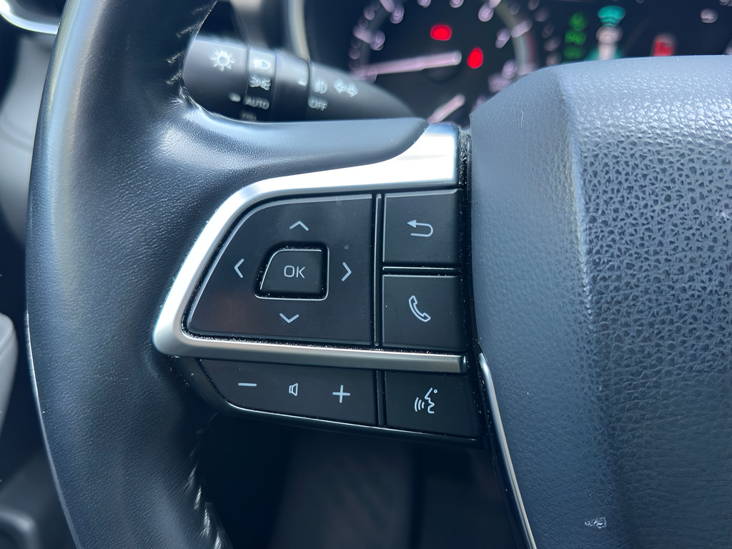 Used 2020 Toyota Highlander Limited AWD/4WD image 21