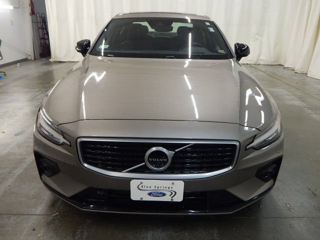 Used 2019 Volvo S60 T6 R-Design AWD/4WD image 9