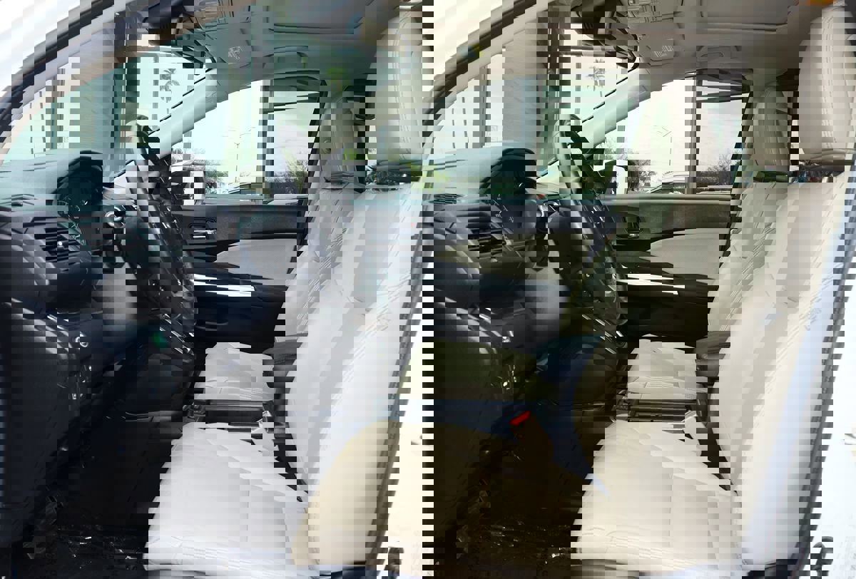 Used 2016 Honda CR-V Touring image 39