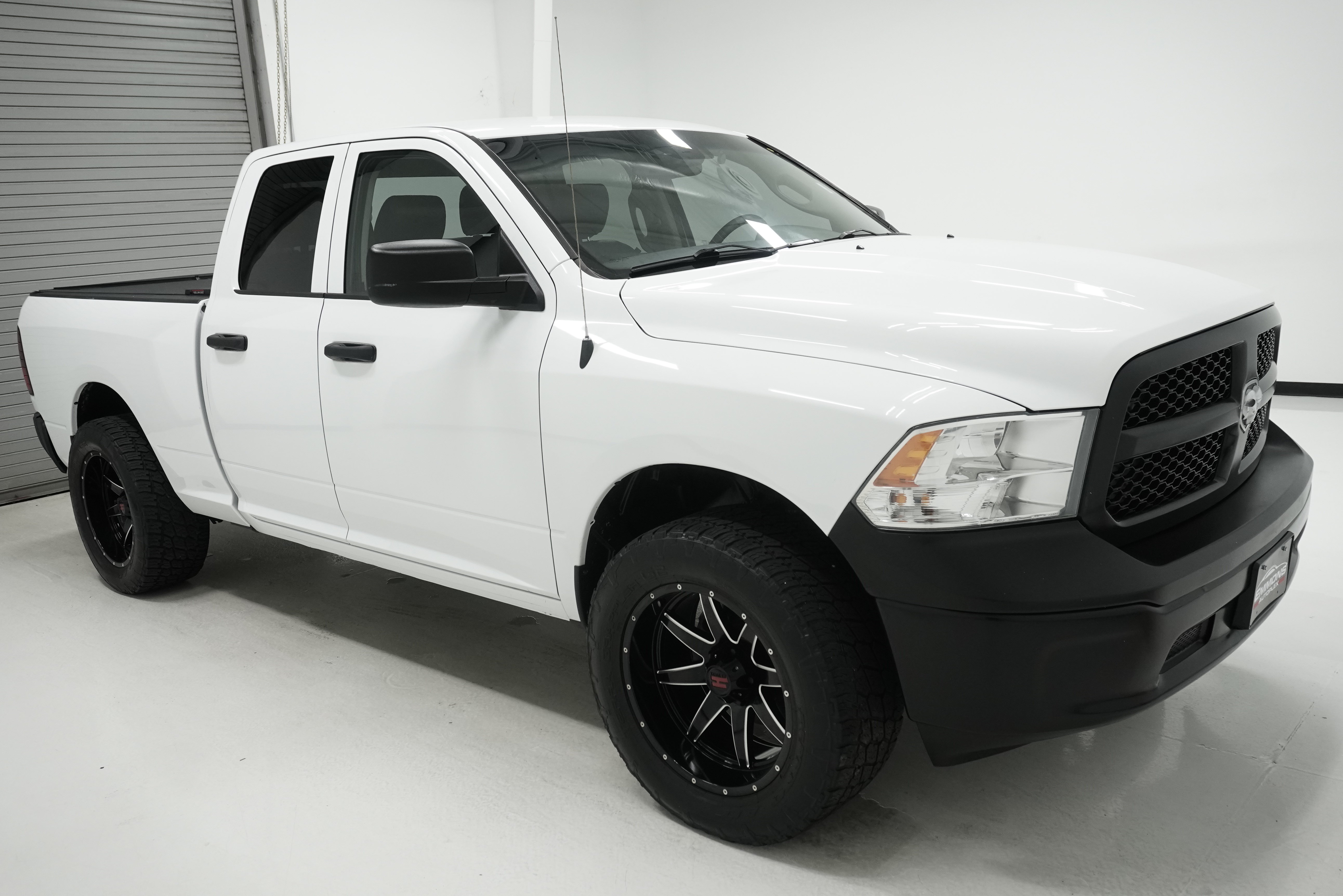 Used 2019 RAM 1500 Tradesman RWD image 3