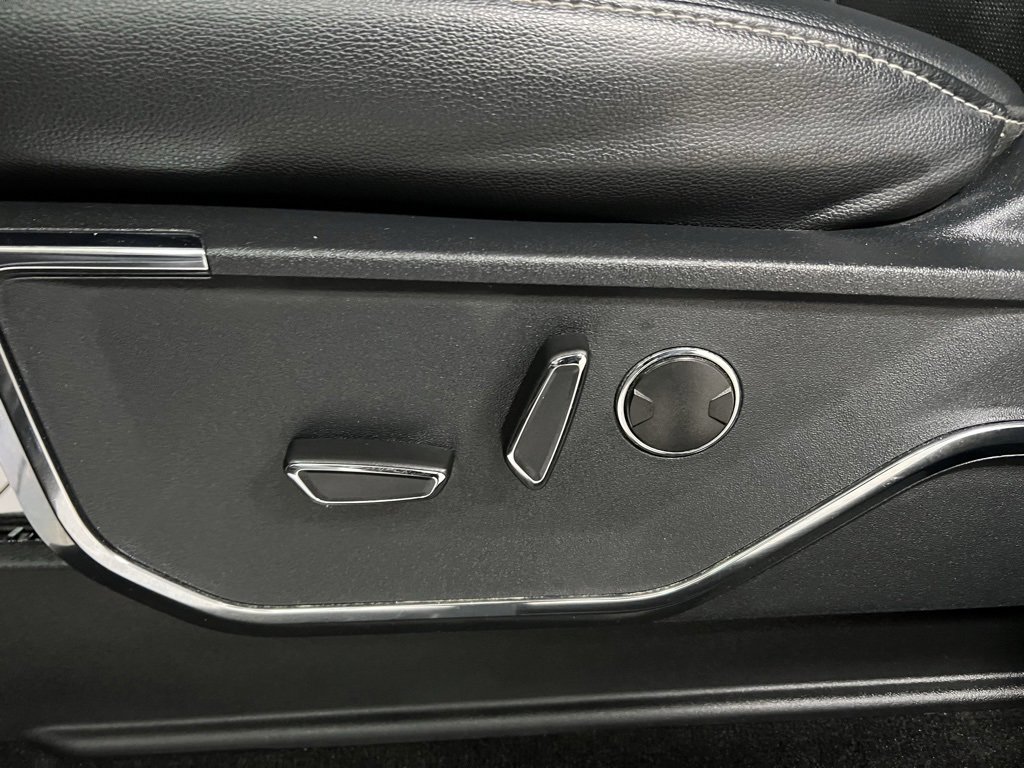 Used 2023 Ford F150 Lariat w/ Equipment Group 502A High image 26