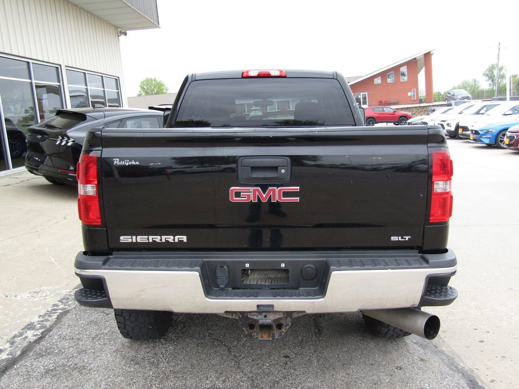 Used 2015 GMC Sierra 2500 SLT w/ Duramax Plus Package AWD/4WD image 4